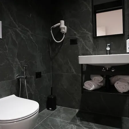 Nika 4* Tirana